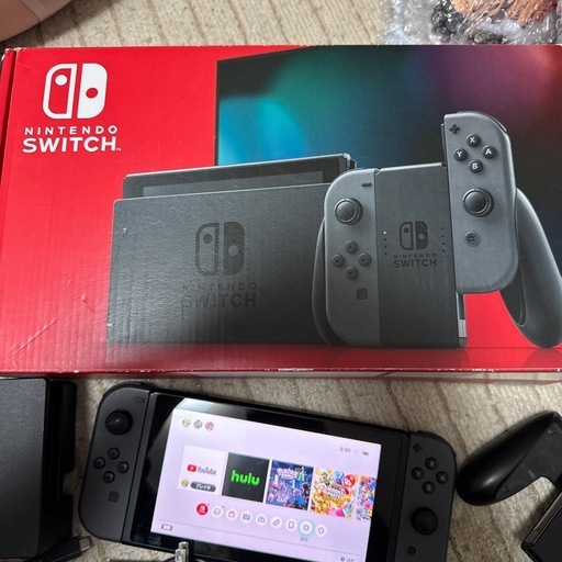 Nintendo Switch本体、グレー、ドックとコントローラー付属