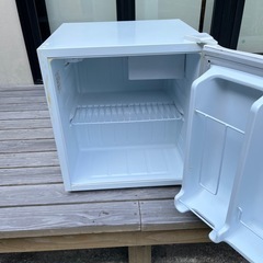 小型冷蔵庫　動作確認済　差し上げますの画像