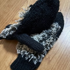 取引中　
手袋　ハリネズミ？の画像