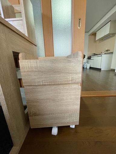 　(買い取り決まりました)勉強机　値下げしました！