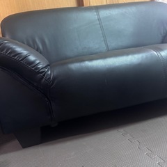 🌈 二人掛けソファー　BLACK　の画像