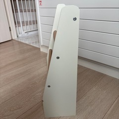 絵本立て　スリーコインズの画像