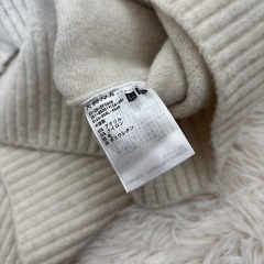 （お引取中）
ユニクロのスフレヤーンモックネックセーターの画像