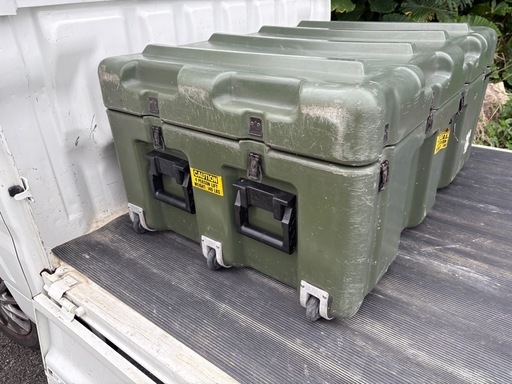 お安くしました^_^【定価10万超】米軍実物 ペリカン・ハーディグ 大型ハードケース キャスター付｜ガレージ・店舗・軽トラの荷台に！