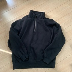 UNIQLOフードがたつパーカー&ジップスウェットの画像