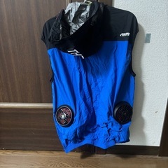 AIRCRAFT　空調ファン付きベスト　＋もう一つバッテリー付きの画像