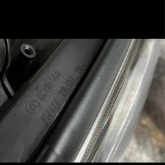 エスティマ　　左ライトのみの画像