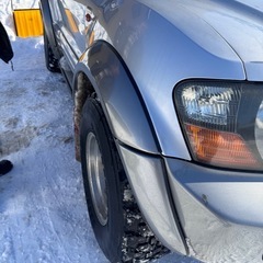 パジェロ ワイド オーバーフェンダー 一式の画像