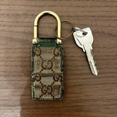 GUCCI グッチ キーホルダー｜使用感強めの画像