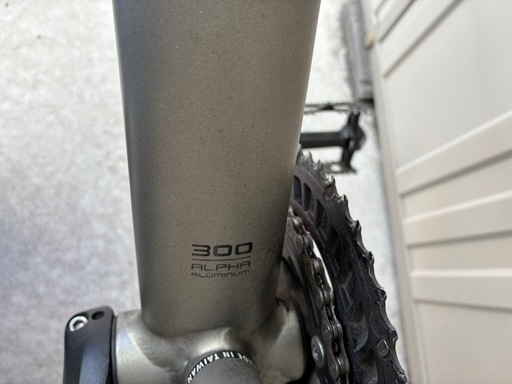 自転車 TREK EMONDA ALR5