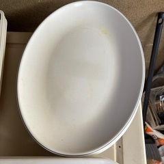 お盆9枚と大皿3枚の画像