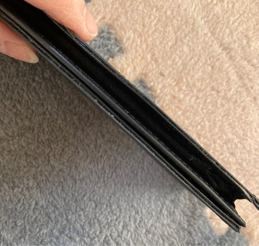 MCM ロゴ　ブラックレザー長財布　カードポケット付き