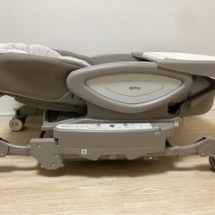 【受取者決定】アップリカ ハイローチェア ユラリズム 電動スウィング の画像