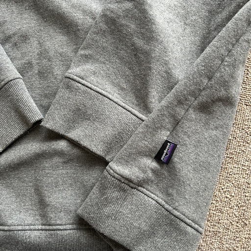 Patagoniaトレーナー