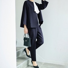 美品　ウォッシャブル　セットアップスーツの画像