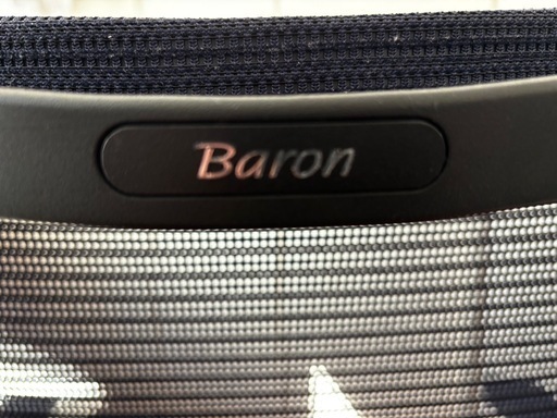 Baronメッシュチェアー（オカムラ）