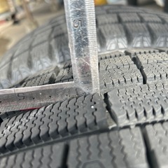 TOYOスタッドレス225/45R18　の画像