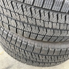 溝6.0〜6.5mm スタッドレスタイヤ195/65R15 ブリヂストンブリザックVRX2４本セットの画像