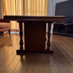 リビングテーブルの画像