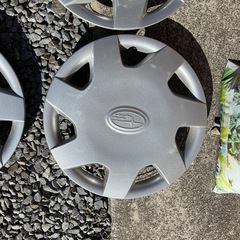 14インチ　スバル　ホイールキャップの画像