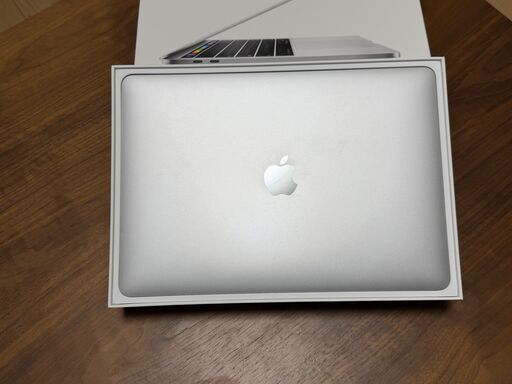 Apple MacBook Pro A1706 Windows11,MacOS