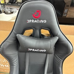 ゲーミングチェアの画像