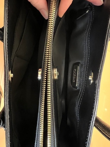 FURLA フルラ　ハンドバッグ　黒
