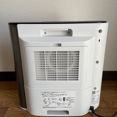 SHARP 加湿セラミックファンヒーター
の画像