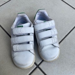 アディダス　スタンスミス　子供用シューズ　16cmの画像