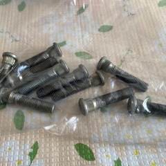 ハブボルト　10本の画像