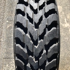 TOYOのMTタイヤ１本 とジムニー純正スチールホイール❗️スペアに‼️の画像