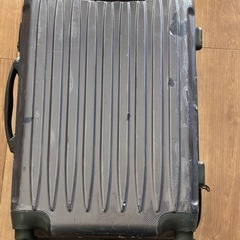 【無料】キャリーケースの画像