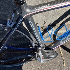 自転車　カーボン　ロードバイクの画像