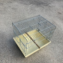 鳥カゴ　飼育ケージの画像