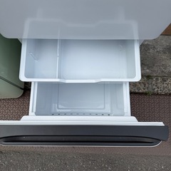 2025年製　ハイセンス　135L 冷蔵庫　HR-D13E4Wの画像