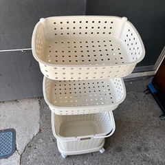 3段洗濯ラックの画像