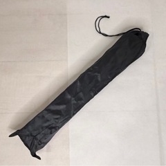 折りたたみテーブルandビニール傘２本の画像