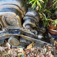 掛川市上西郷　庭　鬼瓦　瓦　古民家　2セットの画像