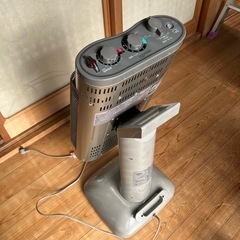ダイキン　遠赤外線暖房機の画像