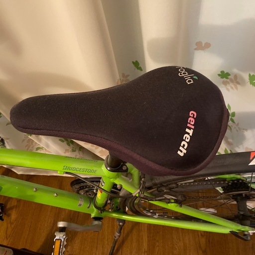 4点セットでお買い得‼️
自転車?ヘルメット⛑️空気入れ　 鍵?