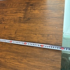 テーブル 椅子セットの画像