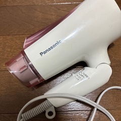 パナソニック イオニティ ピンク ドライヤーの画像