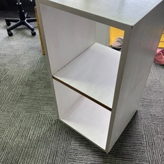 しっかりとした棚　高さ90cmの画像