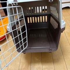ペットキャリーの画像