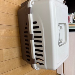 ペットキャリーの画像