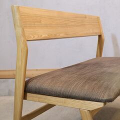 unico(ウニコ)のSIGNE(シグネ)シリーズのダイニングベンチです。アッシュ材のナチュラルな質感を活かしたシンプルでオシャレなデザインのダイニング用ベンチ。カフェ風や北欧スタイルなど♪の画像