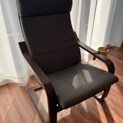 美品　IKEA POÄNG ポエング パーソナルチェア（2個） ＋ドリンクホルダー（1個）の画像