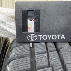 中古スタッドレスタイヤの画像