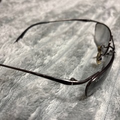 RAY.BAN
の画像