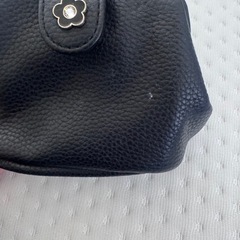 マリークワント　ポーチの画像